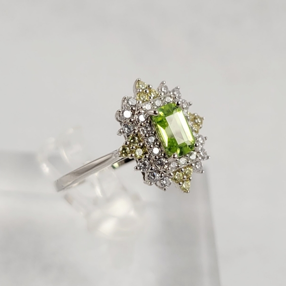 Antique Style Sterling 1ct Natural Peridot Ring - Picture 5 of 13